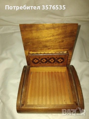 Продавам дървена табакера за цигари