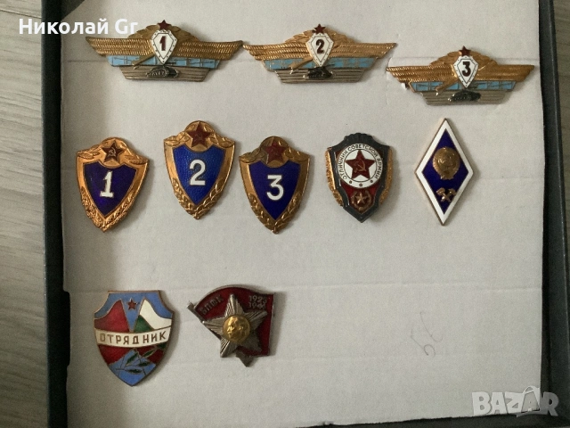 Значки  отличен състояние бронз емайл  цена за брой