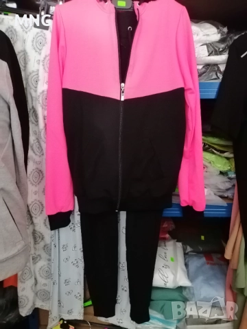 Дамски анцуг XS, снимка 2 - Спортни екипи - 51809180