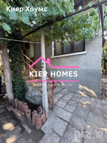 Къща в квартал Болярово,град Хасково