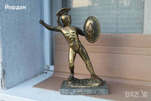 Бронзова фигурка ''Римски войник ''