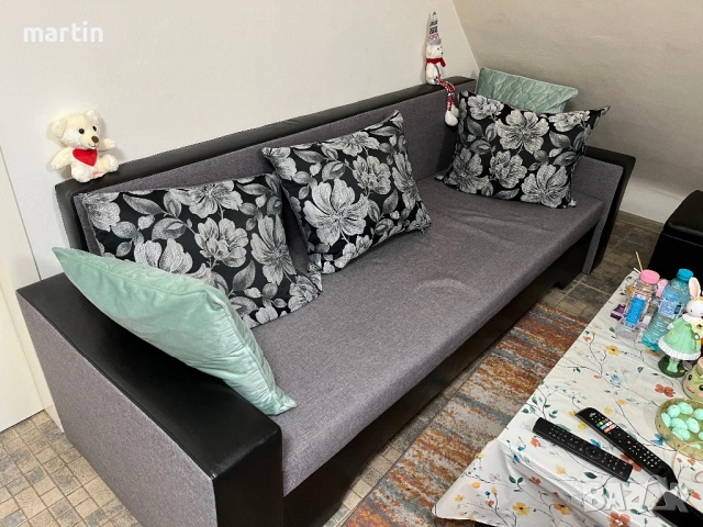 Разтегателен диван