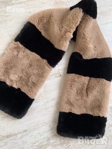 Пухкав дамски шал ZARA, снимка 2 - Шалове - 39682527