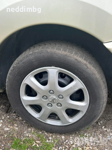 Всесезонни гуми Lassa 215/60/16 с джанти 5x108, снимка 3 - Гуми и джанти - 53725027