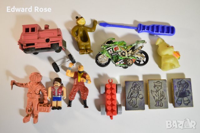 Стари играчки и остатъци