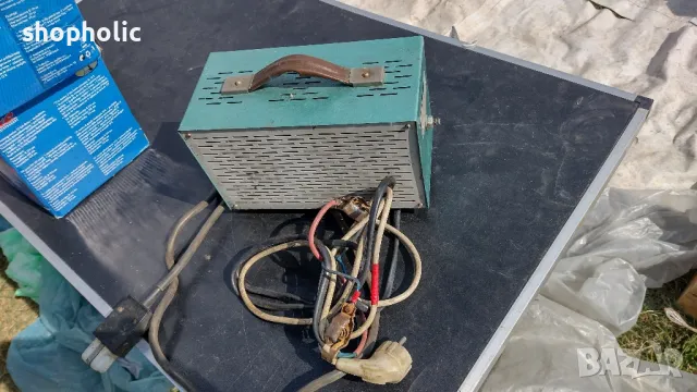 Зарядно за акумулатори, снимка 6 - Аксесоари и консумативи - 22040640