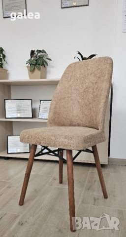 Тапициран трапезен стол - цена за 6 броя, Бежов НОВИ!!!