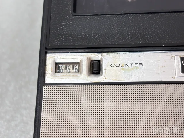 Преносим Касетофон (cassette recorder) Standard SR-T119, снимка 5 - Радиокасетофони, транзистори - 55951006