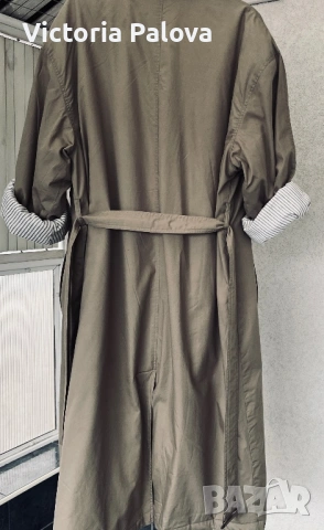 Модерен каки тренчкот с колан и цветна подплата - незаменим за пролетта, снимка 8 - Палта, манта - 53397220