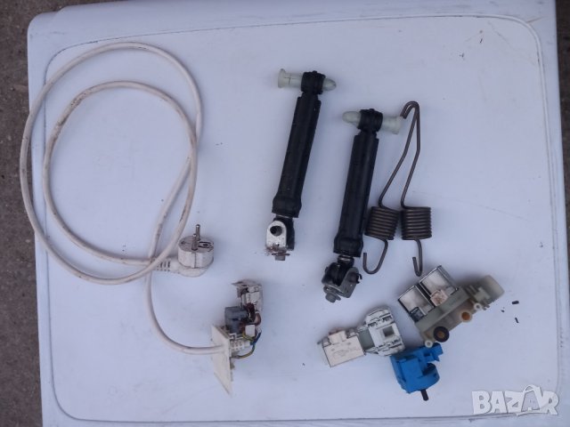 Продавам  на части пералня Indesit IWD 71252, снимка 3 - Перални - 41638444