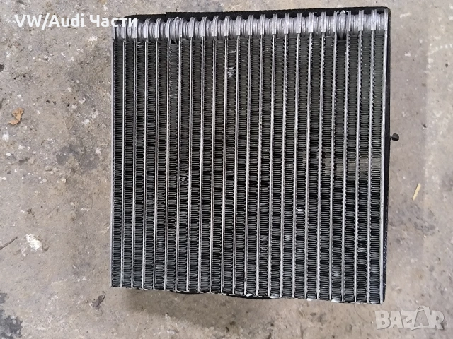 Изпарител климатик за Голф 5 Ауди А3 Пасат Туран VW Golf 5 Audi A3 8P Passat Touran Jetta , снимка 2 - Части - 53804744