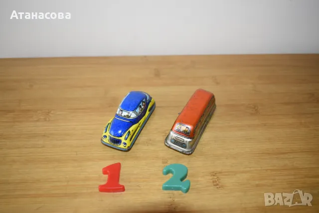 Механична метална ламаринена количка и автобус играчка