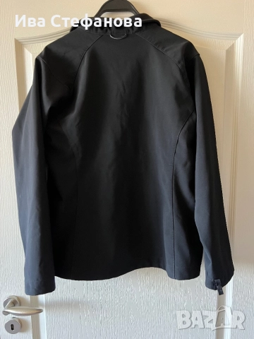 The North Face Women's TNF Black Chest Logo Ridgewall Soft Shell Jacket черно оригинално яке марково, снимка 6 - Спортни екипи - 51732245