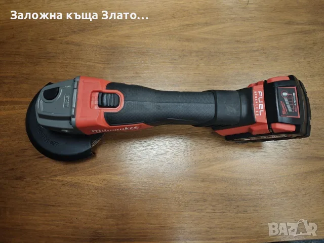 Акумулаторният ъглошлайф MILWAUKEE M18 с една батерия, снимка 4 - Ъглошлайфи - 55342466