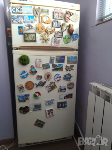 Хладилник Либхер/Liebher с горен фризер, снимка 2 - Хладилници - 51379820