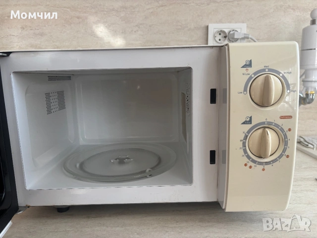 Продавам микровълнова Midea, снимка 3 - Микровълнови - 53052888