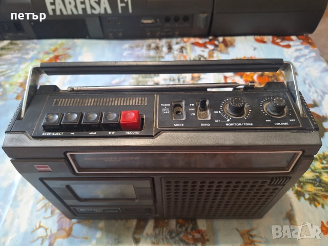 Касетофон Шарп 1704, снимка 2 - Радиокасетофони, транзистори - 51635487