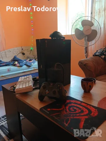 Xbox one във отлично състояние СПЕШНО!!!