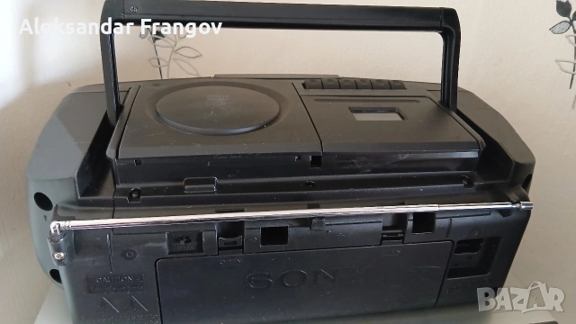 SONY CFD - V 10 , снимка 4 - Радиокасетофони, транзистори - 53723836