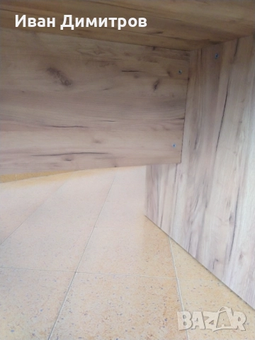 Голямо бюро за програмист, ширина 160 см, дълбочина 80 см височина 76 см., снимка 8 - Работни маси и бюра - 51850671