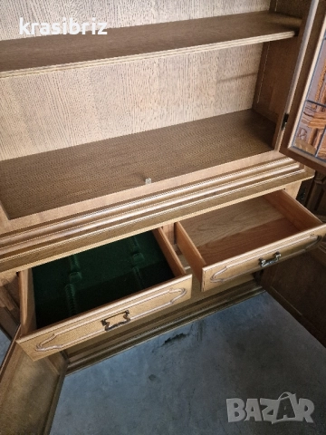 Масивна Витрина-внос от Германия!, снимка 4 - Секции и витрини - 52444201