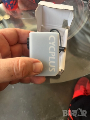 мини компресор CYCPLUS за велосипедисти