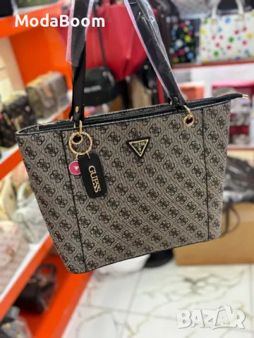 Guess дамски чанти различни цветове , снимка 6 - Чанти - 48241474