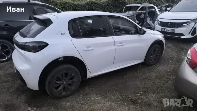 Пежо 208 електичество 2023, снимка 5 - Автомобили и джипове - 56370610