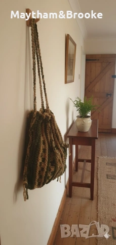 Ръчно изработена плетена торба в бохо (фолклорен) стил – уникален занаятчийски дизайн, снимка 2 - Чанти - 53867898