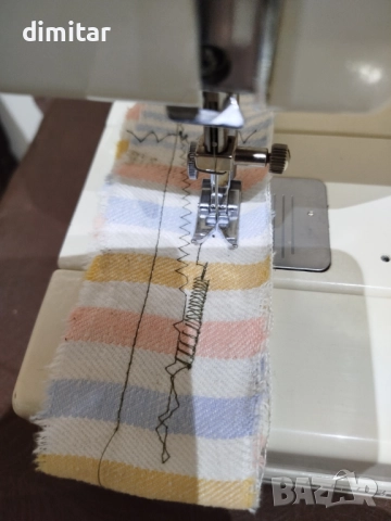 Метална шевна машина BERNETTE  330, снимка 7 - Шевни машини - 52466943