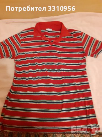 Продавам  блуза  с  къс  ръкав