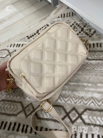 Дамска чанта, снимка 2 - Чанти - 52893302