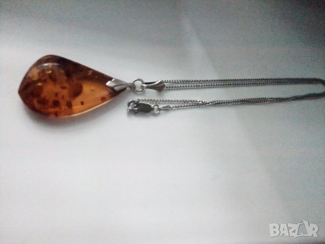 Стар немски  сребърен медальон с естествен кехлибар /колие/, снимка 3 - Колиета, медальони, синджири - 34414792