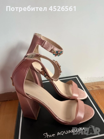 Елегантни розови сатенени сандали с бижу – истински акцент за специални поводи, снимка 5 - Сандали - 52942985