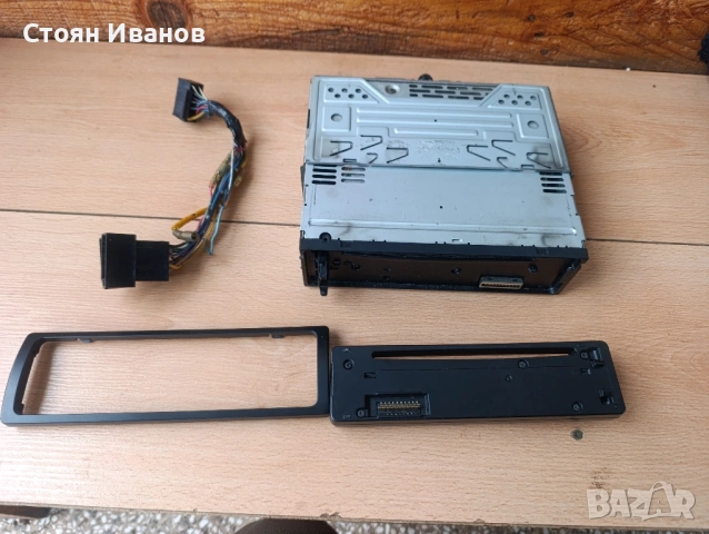 Автомобилно радио CD-MP3 Sony CDX-GT424U, снимка 4 - Радиокасетофони, транзистори - 53125401