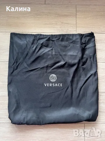ЧИСТО НОВА Дамска лачена чанта VERSACE, снимка 3 - Чанти - 49972945