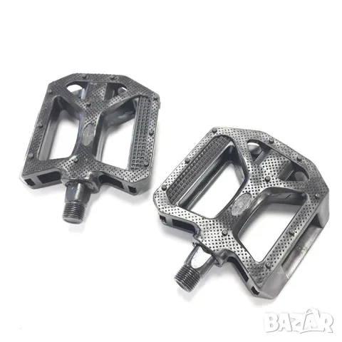 PVC педали с отражатели и ос от Boron стомана