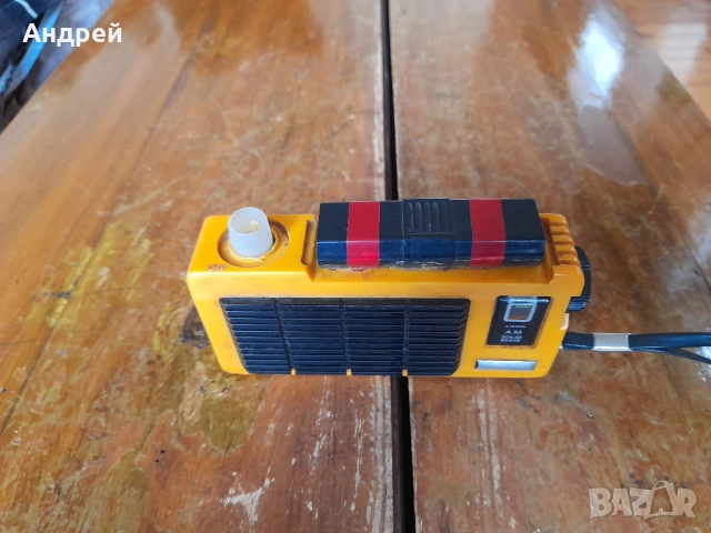 Старо радио,радиоприемник Solid State, снимка 3 - Антикварни и старинни предмети - 52172017