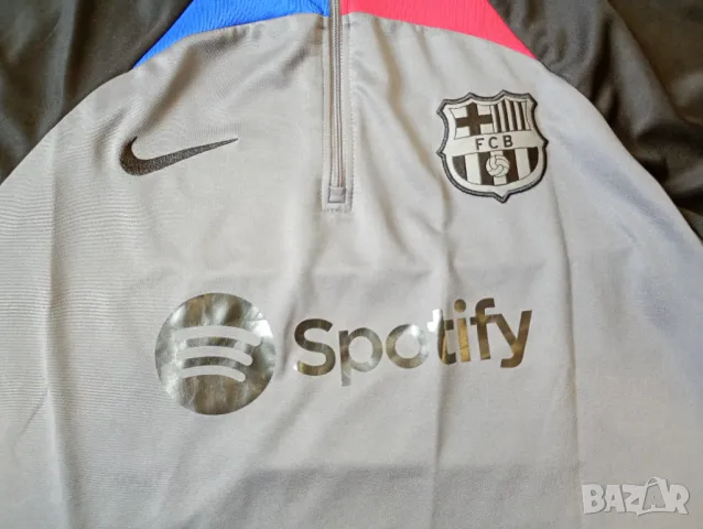Nike FC Barcelona блуза с дълъг ръкав сезон 23-24 година , снимка 4 - Спортни дрехи, екипи - 49167699
