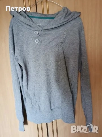 Дамски спортни комплекти,якета,долнища,суичъри.Размер М.От 10лева до 80 лева.Качество., снимка 14 - Спортни екипи - 47120400