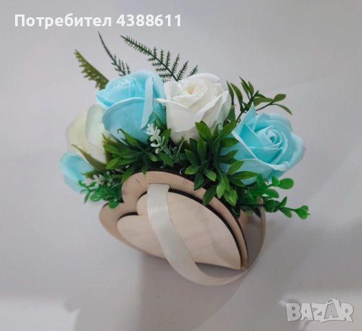 Кошничка сърце с гравирано лично послание и сапунени рози, снимка 8 - Изкуствени цветя - 53425262