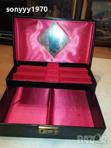 КУТИЯ ЗА БИЖУТА 2008231108, снимка 4 - Антикварни и старинни предмети - 41908816