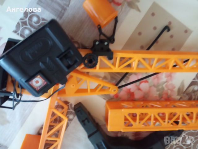 Багер и кран, снимка 3 - Коли, камиони, мотори, писти - 25247472