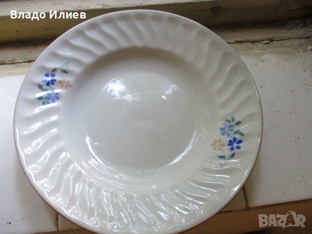 Чинии порцеланови 19,21 и 23  сантиметра диаметър с високо качество разнообразни, снимка 15 - Чинии - 42027338