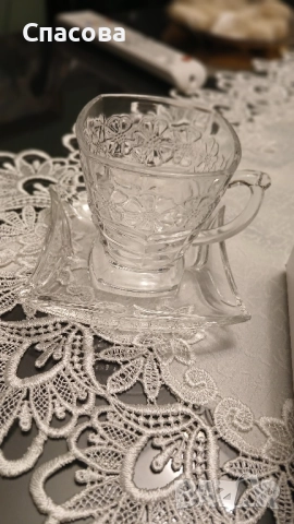 Изключително красив стъклен сервиз (термоустойчев) за кафе или чай, снимка 10 - Сервизи - 51772961
