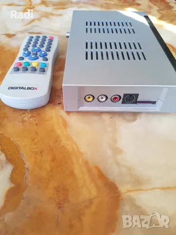 Цифров сателитен приемник Digitalbox Digitavio S1 CX, снимка 3 - Приемници и антени - 55947969