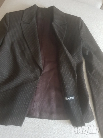Дамски костюм , снимка 2 - Костюми - 53437204