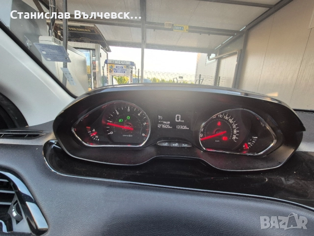 Peugeot 208, снимка 15 - Автомобили и джипове - 51505722