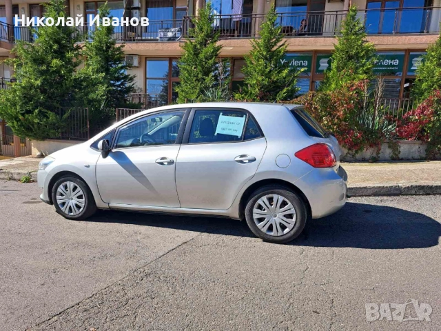 Toyota Auris 1.4 i 16V VVT-i , снимка 7 - Автомобили и джипове - 52013686
