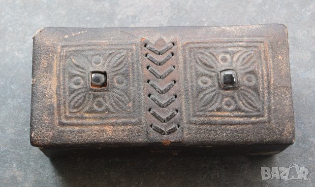 Кожена кутийка за бижута , снимка 1